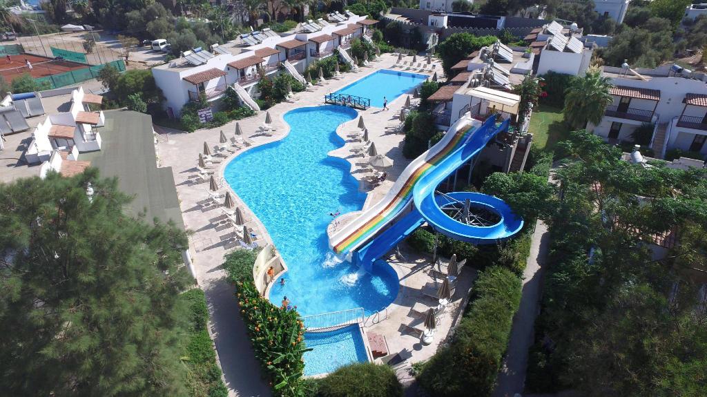 HOTEL-IZER-BEACH-CLUB-BODRUM-TURICA-AIR-TOUR-TRAVEL-7