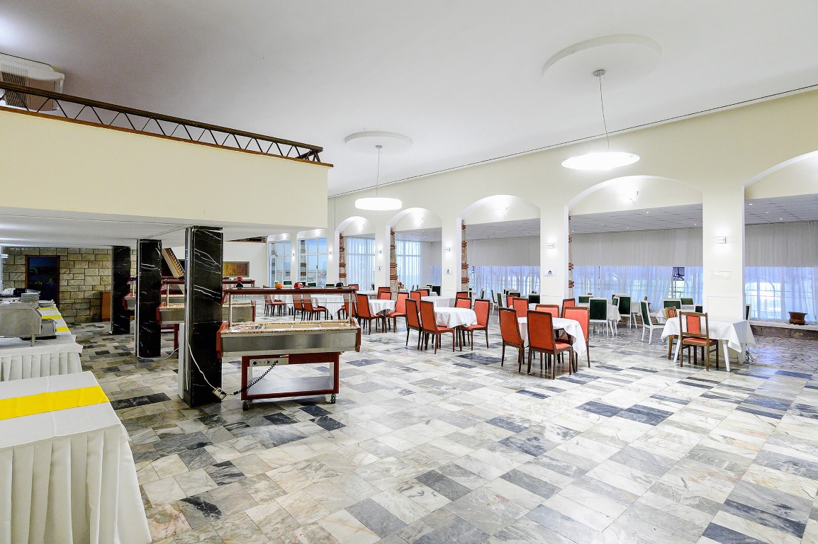 HOTEL-JOURNALIST-NISIPURILE-DE-AUR-BULGARIA-AIR-TOUR-TRAVEL-5