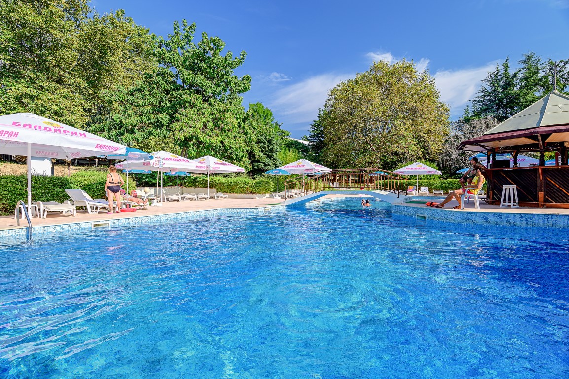 HOTEL-JOURNALIST-NISIPURILE-DE-AUR-BULGARIA-AIR-TOUR-TRAVEL-6