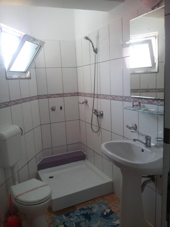 HOTEL-LA-JOHN-VAMA-VECHE-ROMANIA-AIR-TOUR-TRAVEL-7