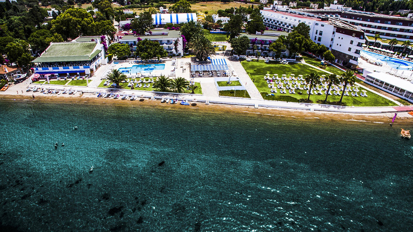 HOTEL-LADONIA-HOTELS-CLUB-BLUE-WHITE-BODRUM-TURCIA-AIR-TOUR-TRAVEL-1