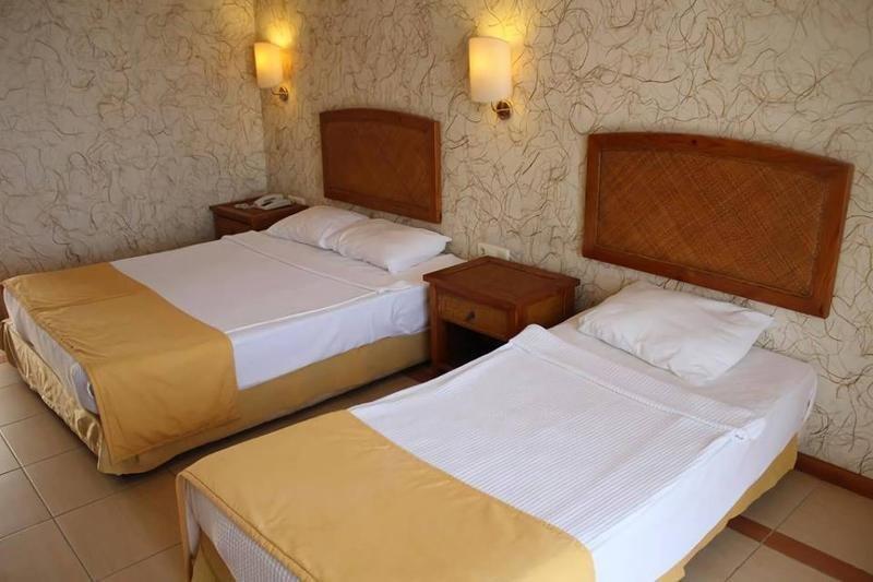 HOTEL-LIGHTHOUSE-BEACH-BODRUM-TURCIA-AIR-TOUR-TRAVEL-11