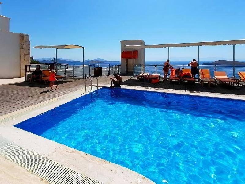 HOTEL-LIGHTHOUSE-BEACH-BODRUM-TURCIA-AIR-TOUR-TRAVEL-2
