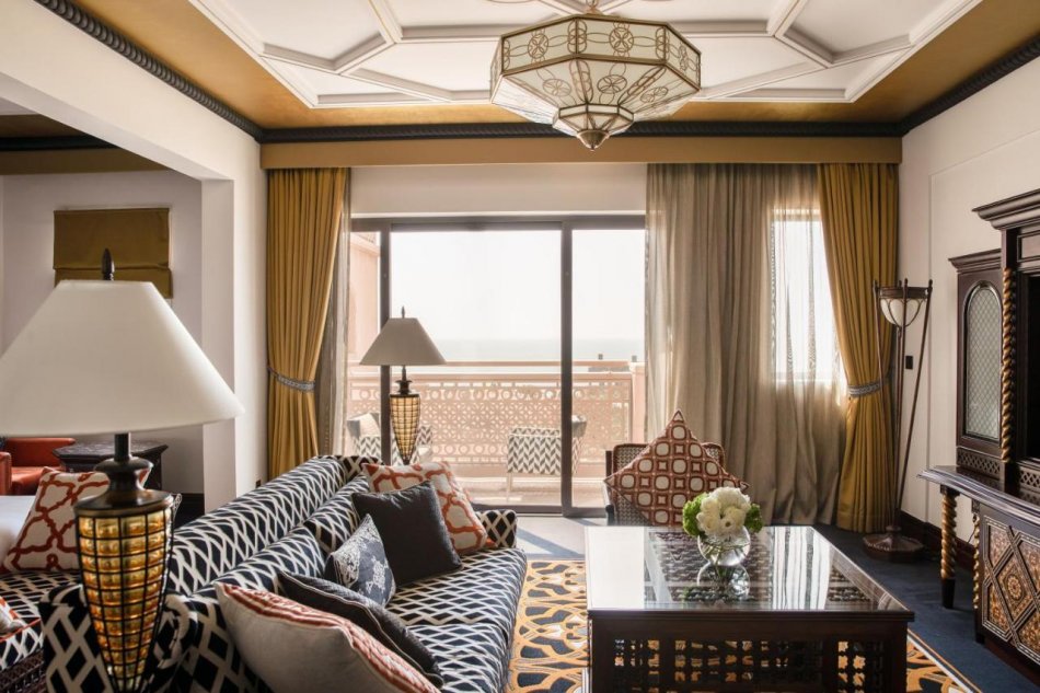 HOTEL-MADINAT-JUMEIRAH-AL-QASR-DUBAI-AIR-TOUR-TRAVEL-7