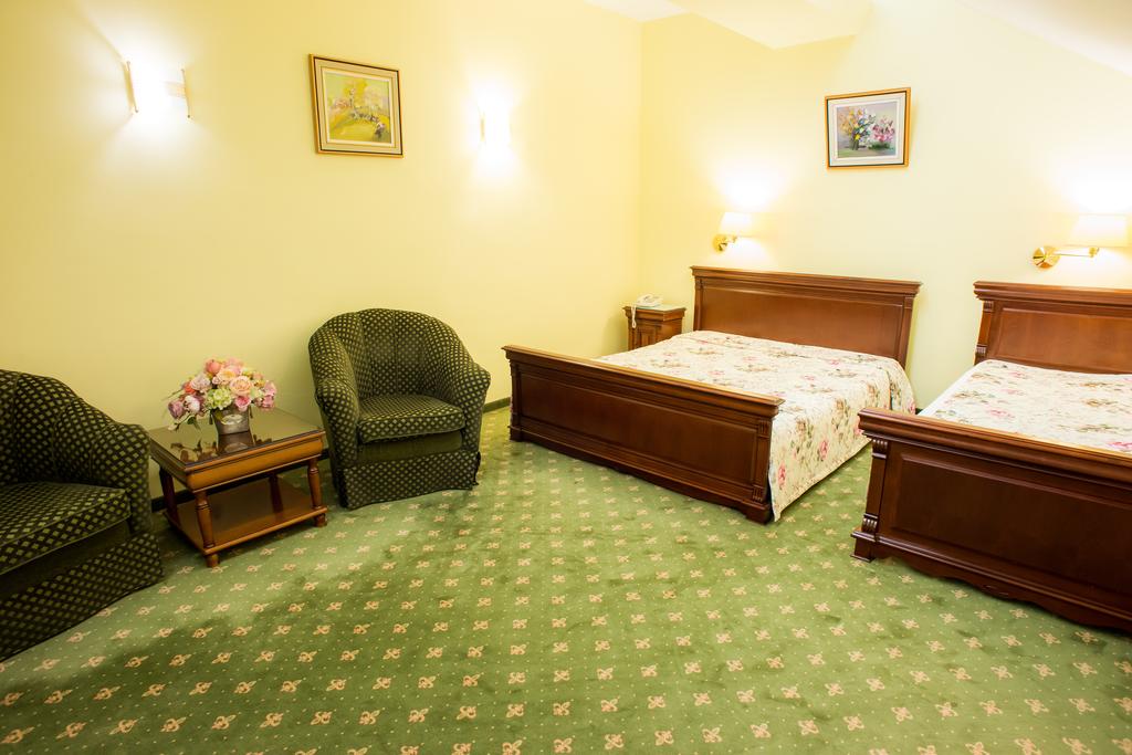 HOTEL-MARIA-BOTOSANI-ROMANIA-AIR-TOUR-TRAVEL-4