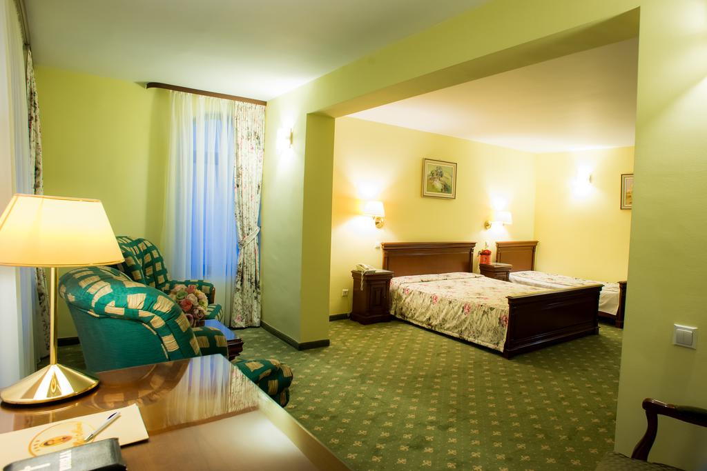 HOTEL-MARIA-BOTOSANI-ROMANIA-AIR-TOUR-TRAVEL-6