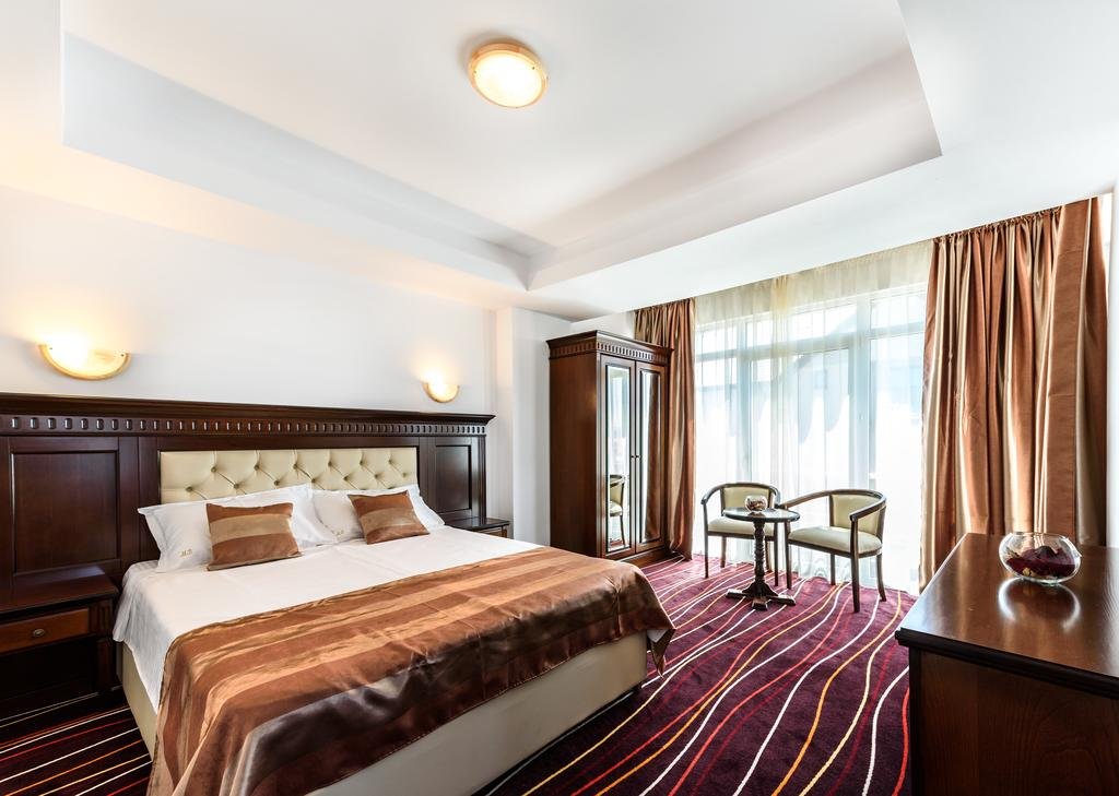 HOTEL-MARINA-BAY-BOUTIQUE-MAMAIA-ROMANIA-AIR-TOUR-TRAVEL-2