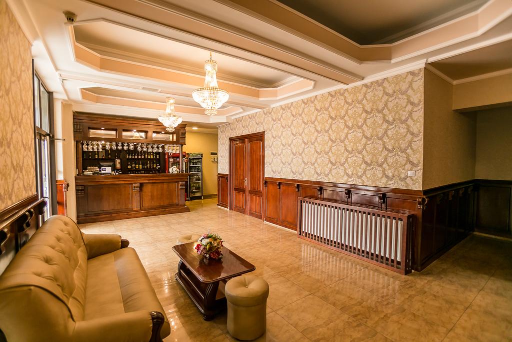 HOTEL-ORIENT-BRAILA-ROMANIA-AIR-TOUR-TRAVEL-2