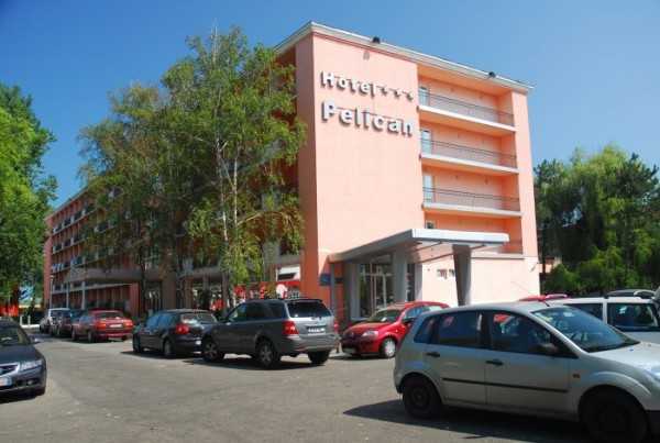 HOTEL-PELICAN-MAMAIA-ROMANIA-AIR-TOUR-TRAVEL-1