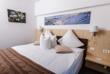 HOTEL-PESTERA-BUSTENI-ROMANIA-AIR-TOUR-TRAVEL-5