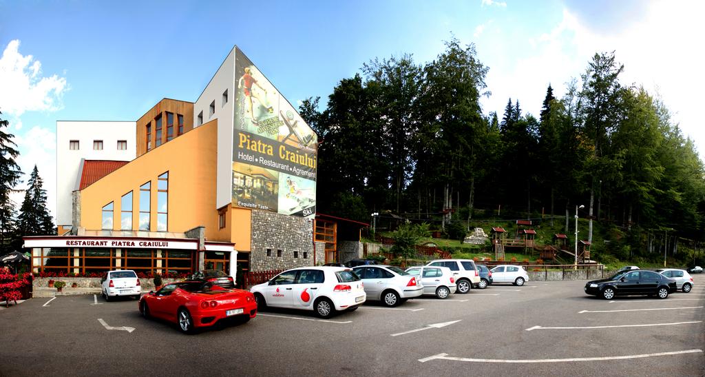 HOTEL-PIATRA-CRAIULUI-PARAUL-RECE-ROMANIA-AIR-TOUR-TRAEVL-2