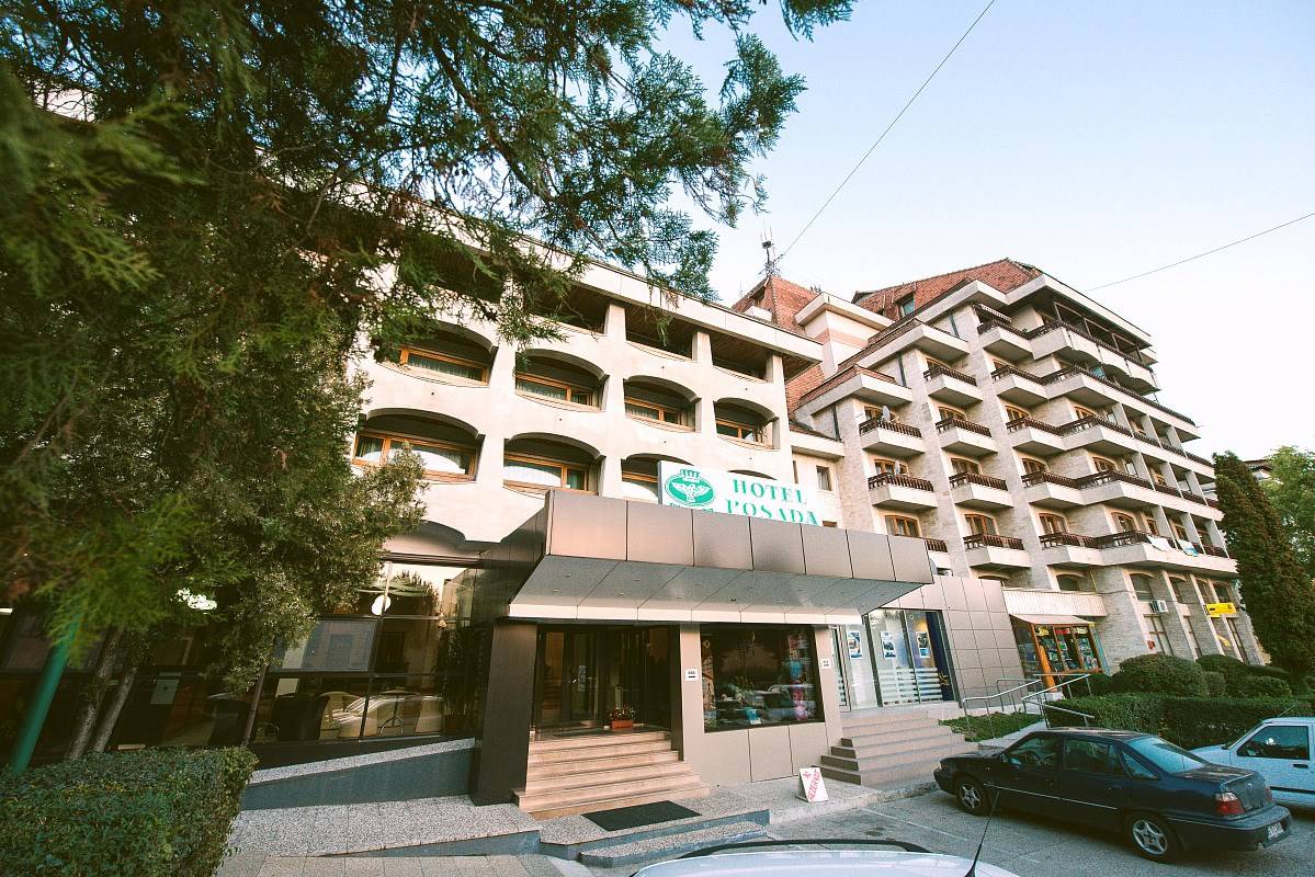 HOTEL-POSADA-CURTEA-DE-ARGES-ROMANIA-AIR-TOUR-TRAVEL-1