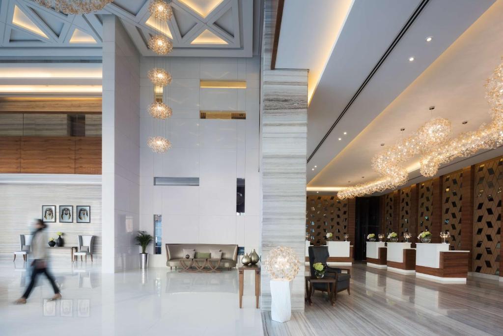HOTEL-RADISSON-BLU-DUBAI-WATERFRONT-DUBAI-EMIRATELE-ARABE-UNITE-AIR-TOUR-TRAVEL-2