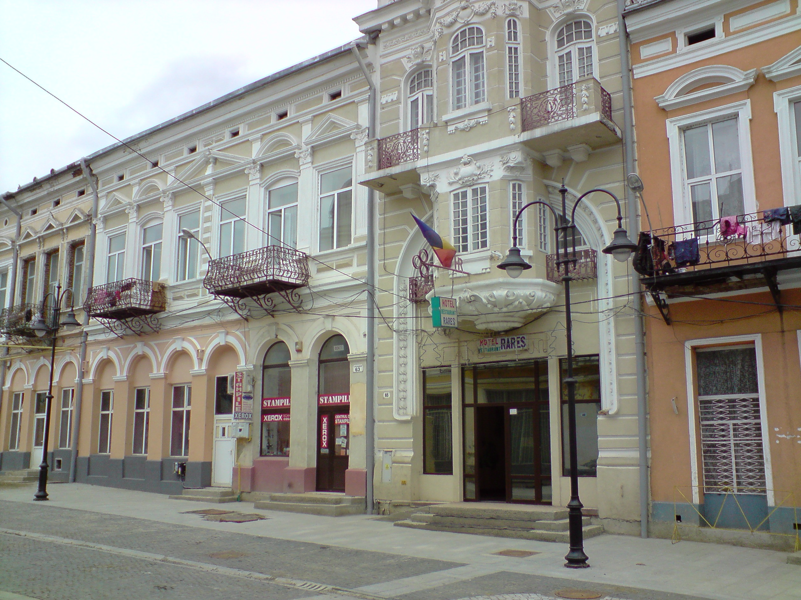 HOTEL-RARES-BOTOSANI-ROMANIA-AIR-TOUR-TRAVEL-1