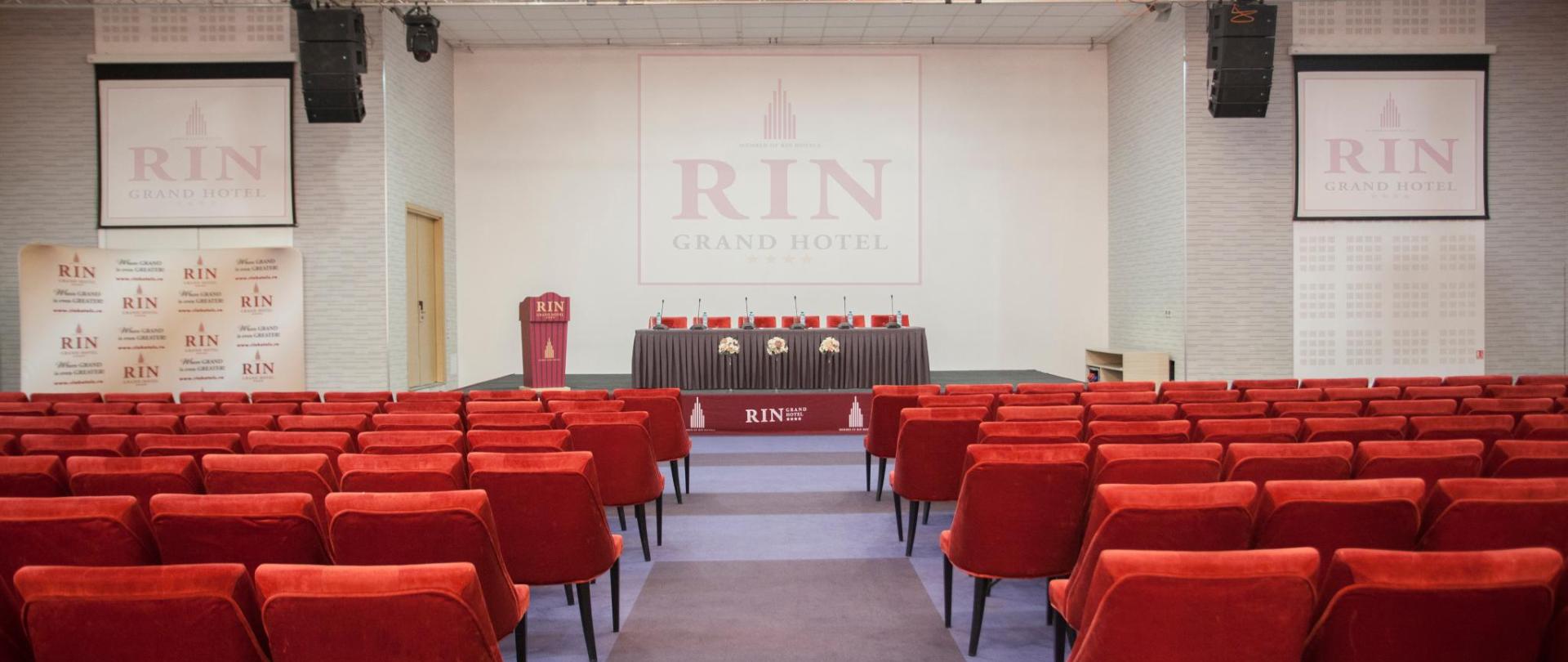 HOTEL-RIN-GRAND-HOTEL-BUCURESTI-ROMANIA-AIR-TOUR-TRAVEL-16