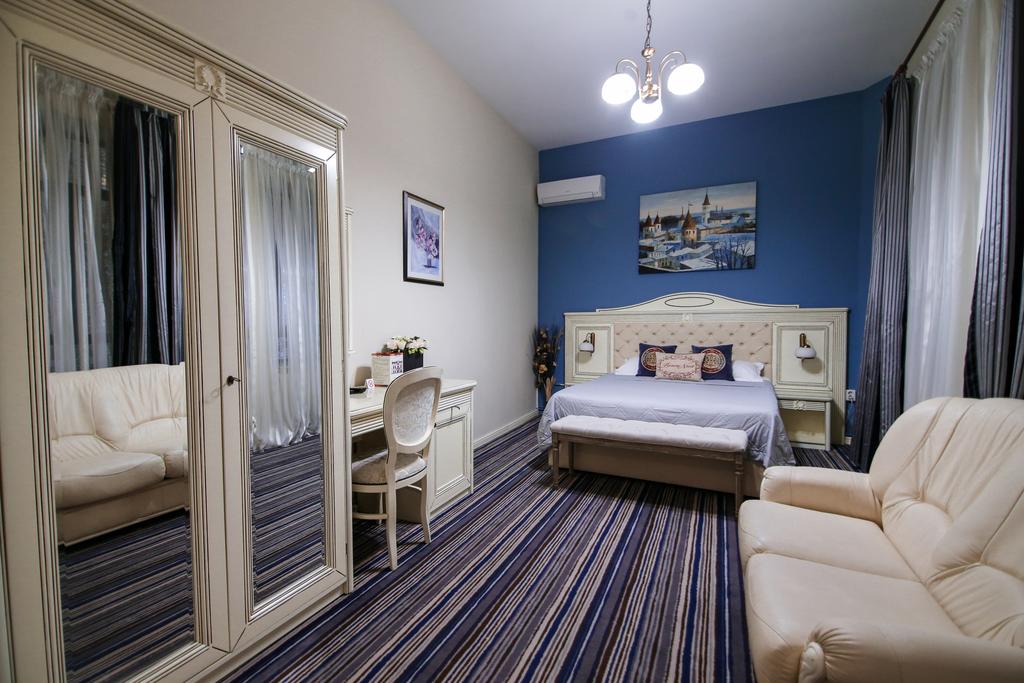 HOTEL-ROYAL-CRAIOVA-ROMANIA-AIR-TOUR-TRAVEL-5