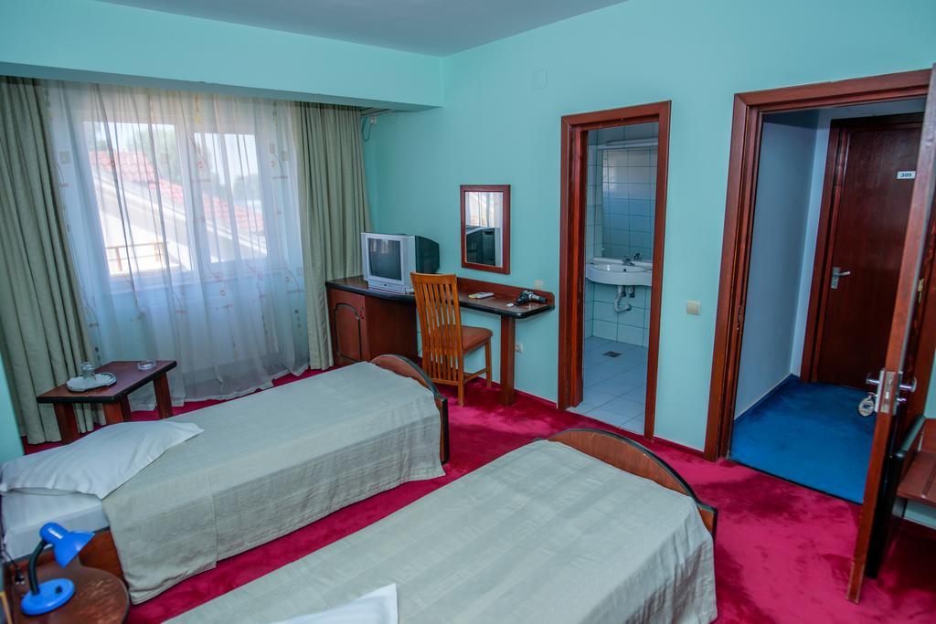 HOTEL-SCALA-CONSTANTA-ROMANIA-AIR-TOUR-TRAVEL-5