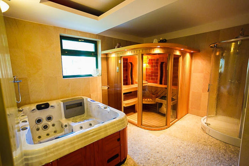 HOTEL-SPA-CASA-COMANA-COMANA-ROMANIA-AIR-TOUR-TRAVEL-10