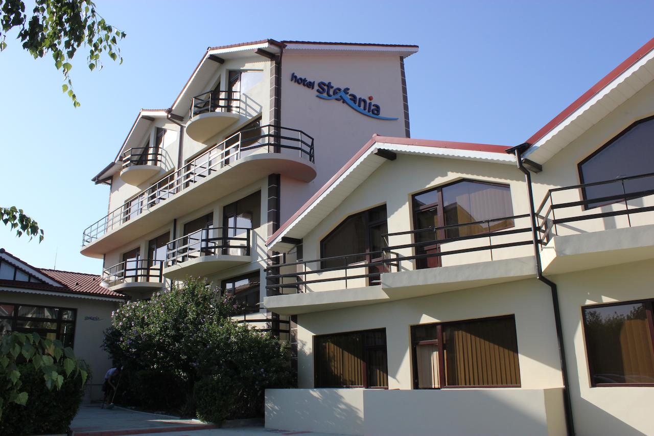 HOTEL-STEFANIA-COSTINESTI-ROMANIA-AIR-TOUR-TRAVEL-1