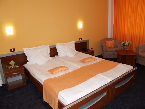 HOTEL-STEFANIA-COSTINESTI-ROMANIA-AIR-TOUR-TRAVEL-4
