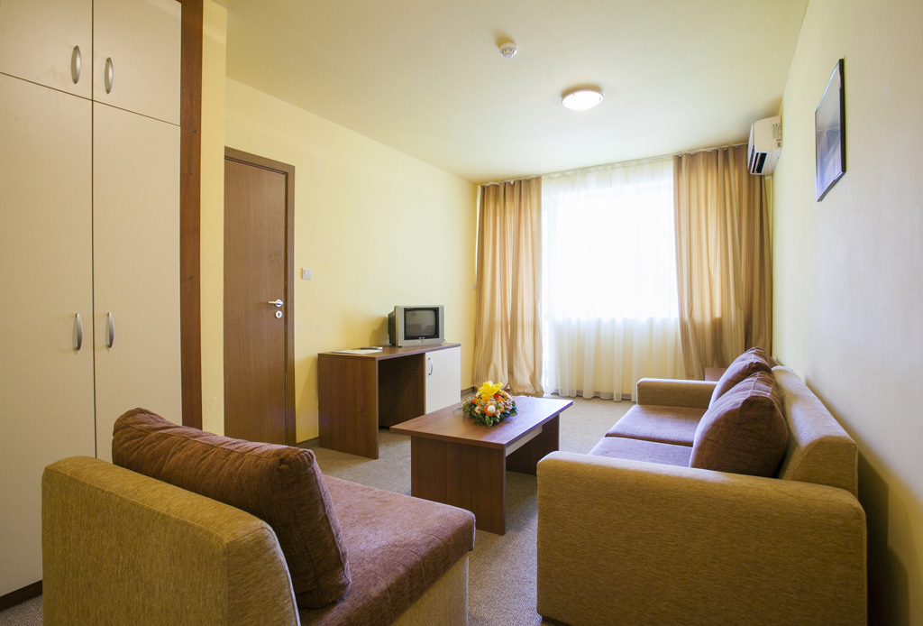 HOTEL-STRANDJA-NISIPURILE-DE-AUR-BULGARIA-5