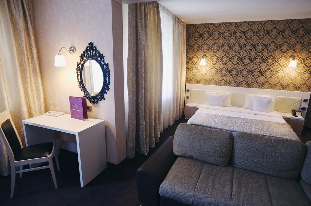 HOTEL-SUN-GARDEN-THERME-DEJ-ROMANIA-AIR-TOUR-TRAVEL-3
