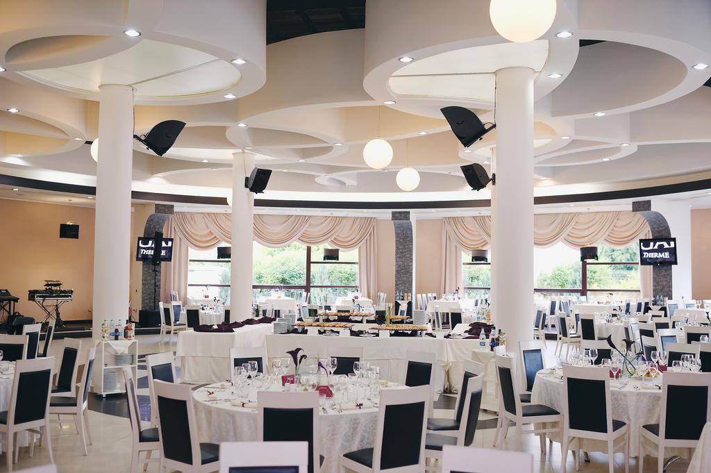 HOTEL-SUN-GARDEN-THERME-DEJ-ROMANIA-AIR-TOUR-TRAVEL-7
