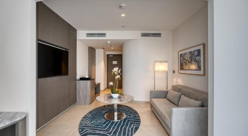 HOTEL-THE-FIRST-COLLECTION-JVC-DUBAI-EMIRATELE-ARABE-UNITE-AIR-TOUR-TRAVEL-1