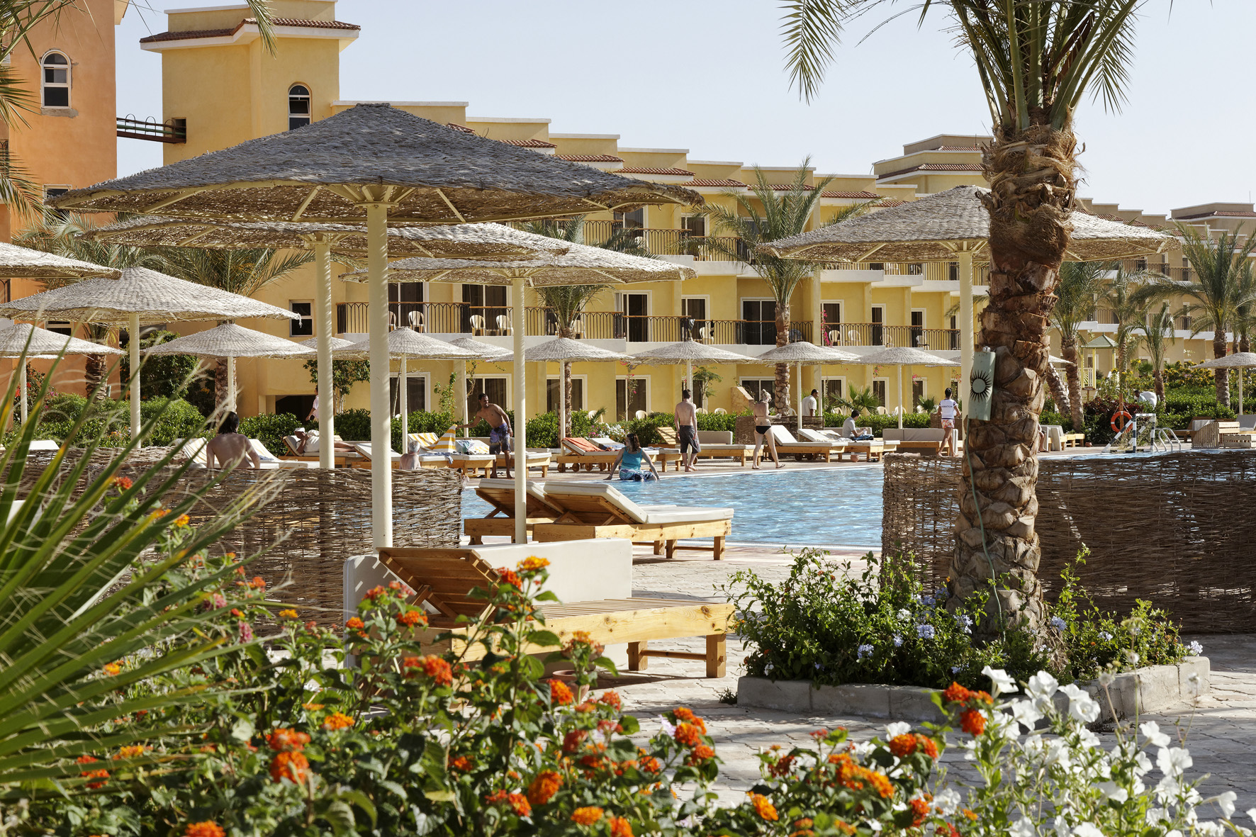 HOTEL-THE-THREE-CORNERS-SUNNY-BEACH-HURGHADA-EGIPT-AIR-TOUR-TRAVEL-0