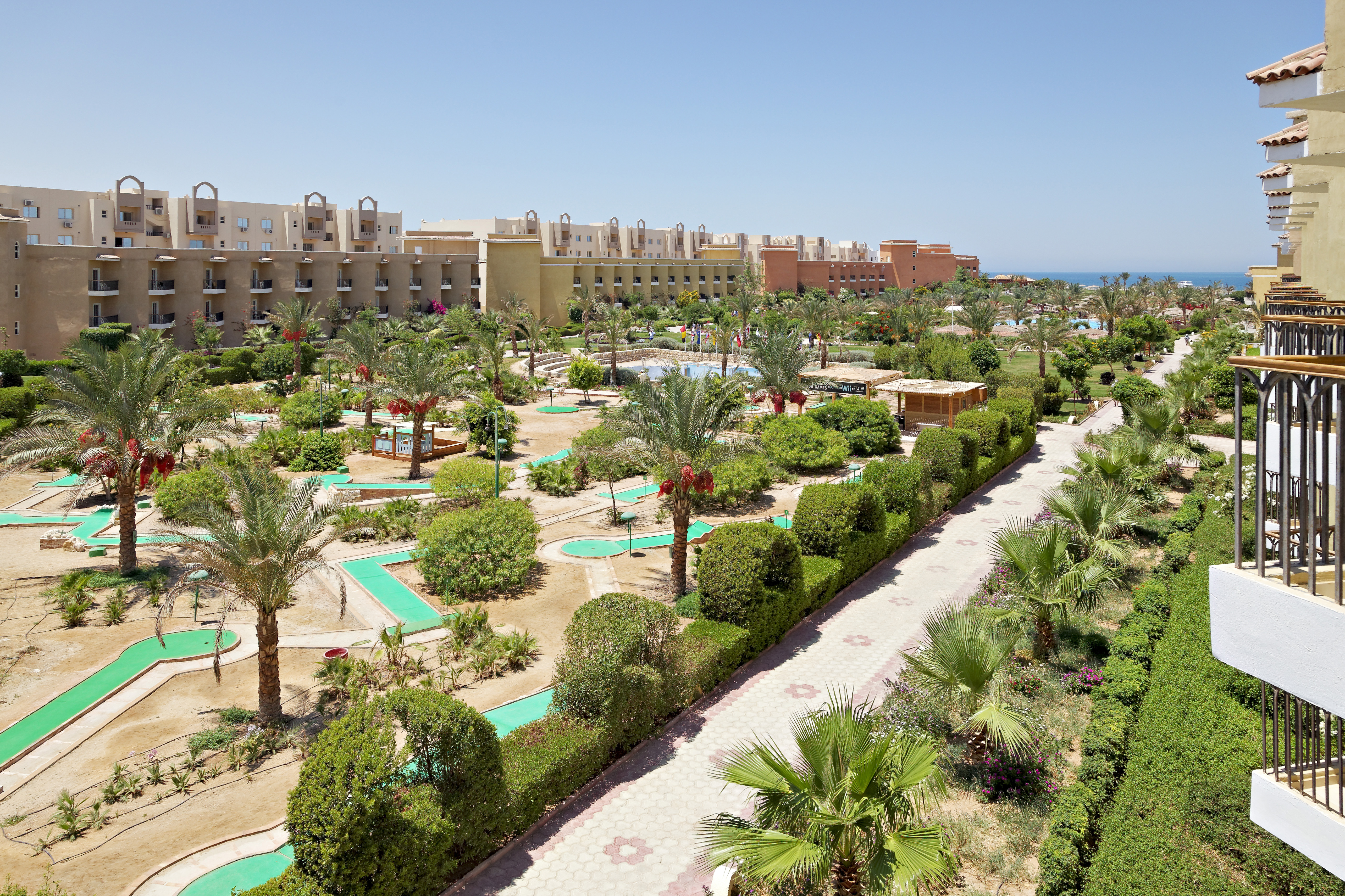 HOTEL-THE-THREE-CORNERS-SUNNY-BEACH-HURGHADA-EGIPT-AIR-TOUR-TRAVEL-1