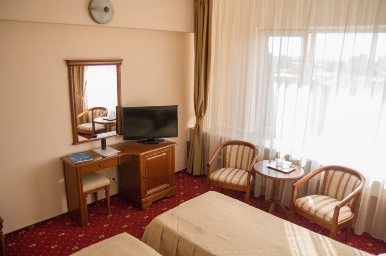 HOTEL-TRAIAN-BRAILA-ROMANIA-AIR-TOUR-TRAVEL-4