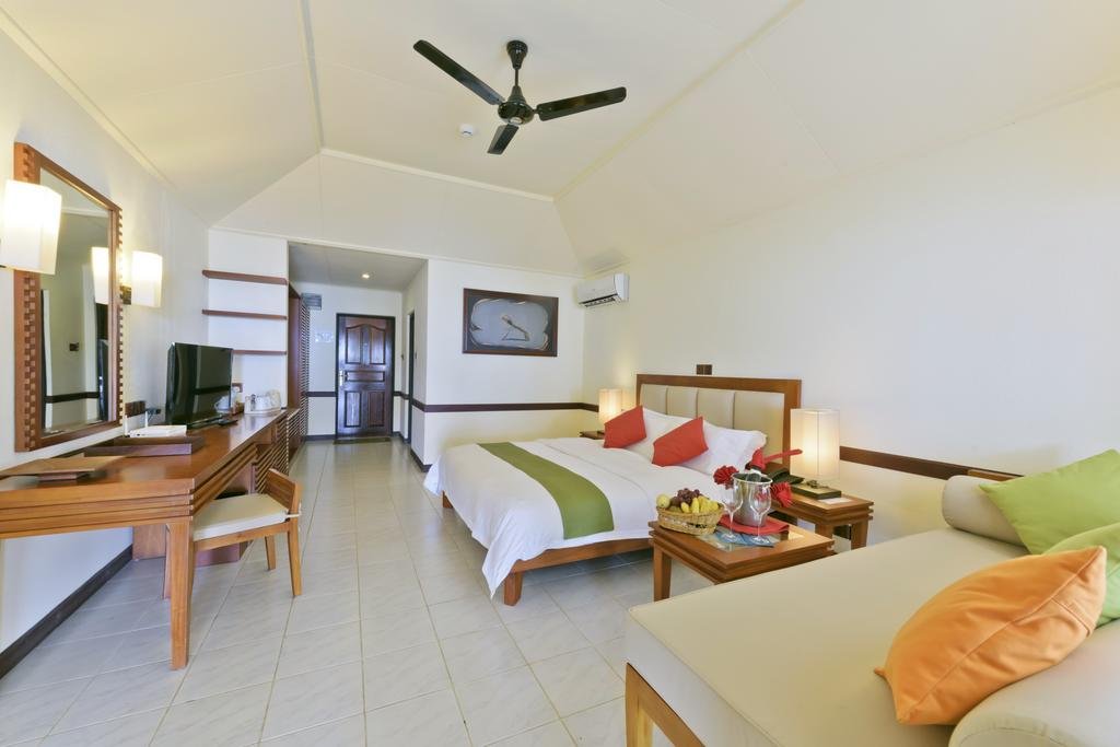 PARADISE-ISLAND-RESORT-&-SPA-MALDIVE-AIR-TOUR-TRAVEL-18