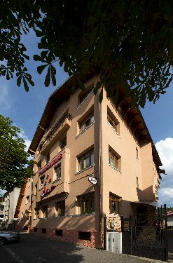PENSIUNEA-AMBIENT-BRASOV-ROMANIA-AIR-TOUR-TRAVEL-1