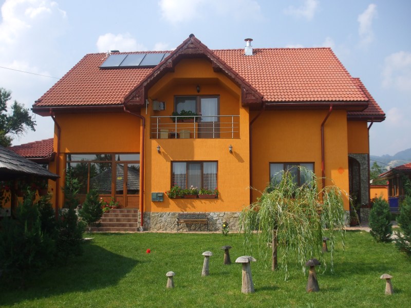 PENSIUNEA-ANDREEA-BAIA-DE-FIER-ROMANIA-AIR-TOUR-TRAVEL-2