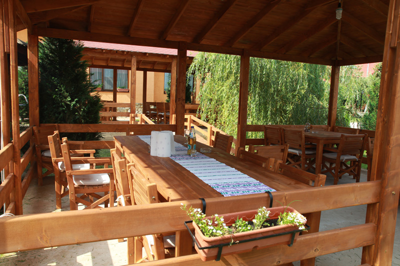 PENSIUNEA-ANDREEA-BAIA-DE-FIER-ROMANIA-AIR-TOUR-TRAVEL-6