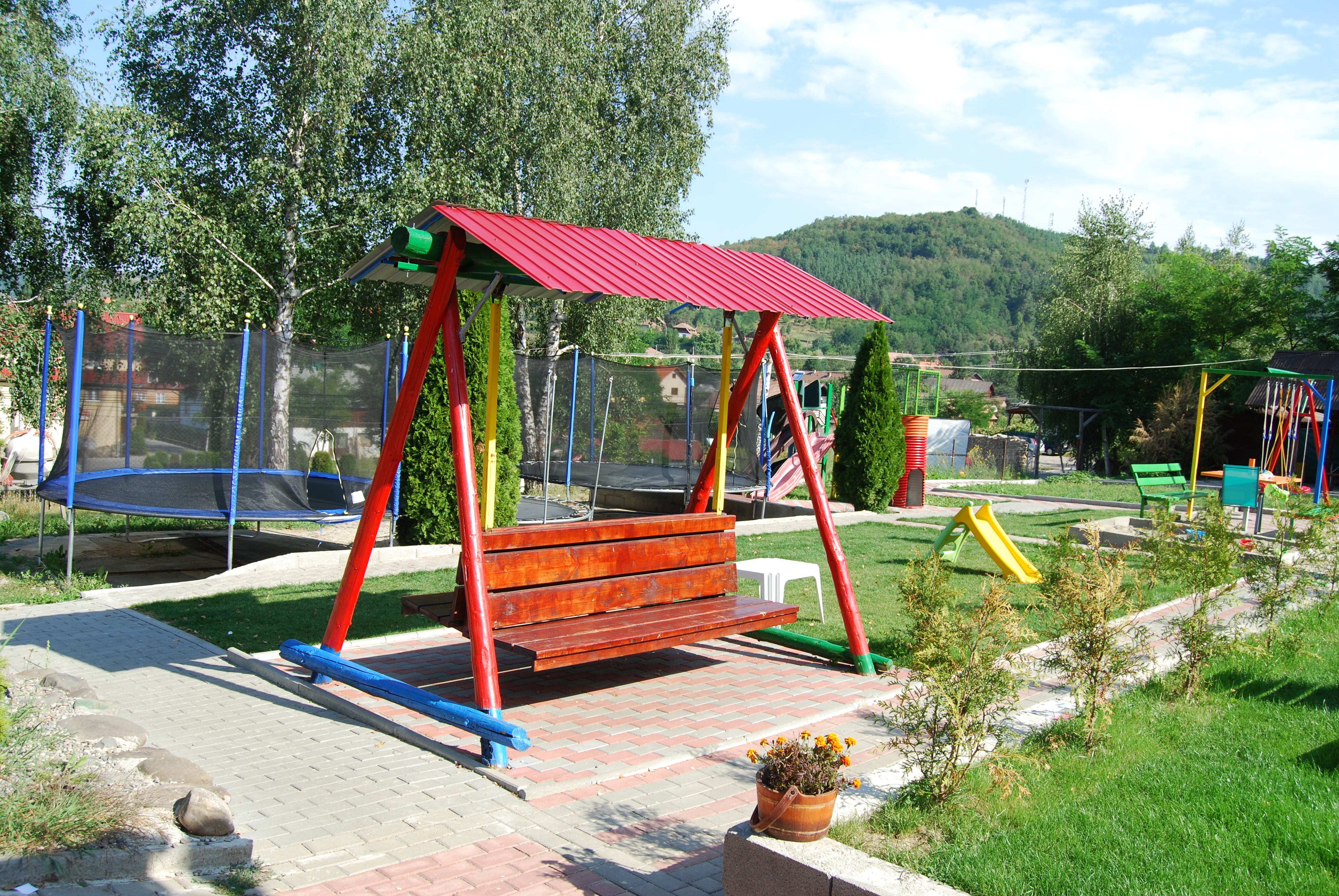 PENSIUNEA-CASA-PIRATILOR-PRAID-ROMANIA-AIR-TOUR-TRAVEL-8