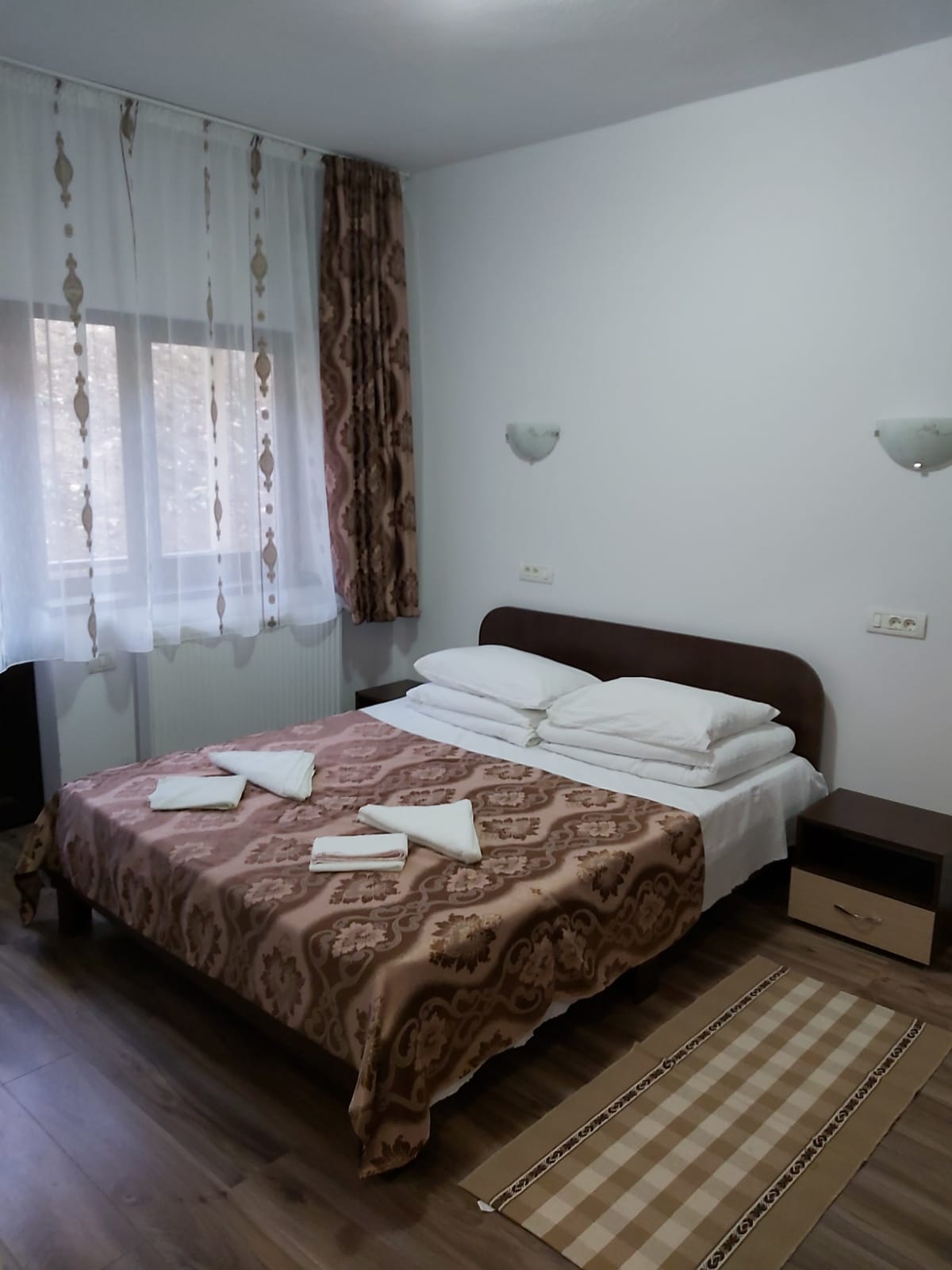 PENSIUNEA-IASMINA-CALIMANESTI-CACIULATA-ROMANIA-AIR-TOUR-TRAVEL-2