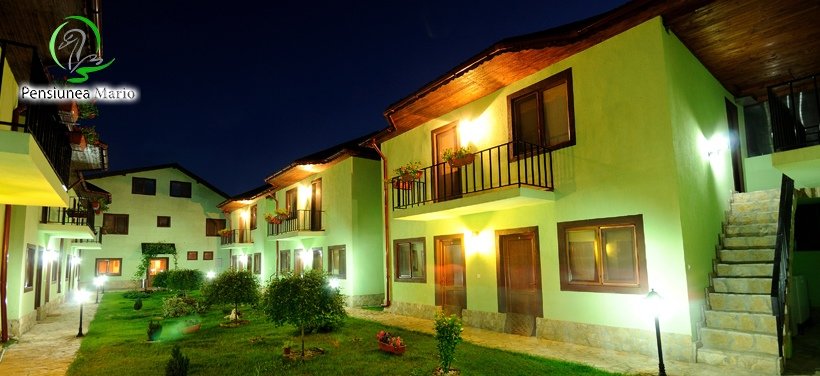 PENSIUNEA-MARIO-CRISAN-ROMANIA-AIR-TOUR-TRAVEL-1