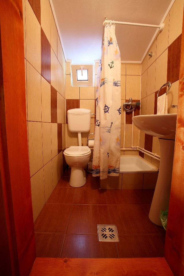 PENSIUNEA-MOLDOVAN-PRAID-ROMANIA-AIR-TOUR-TRAVEL-7