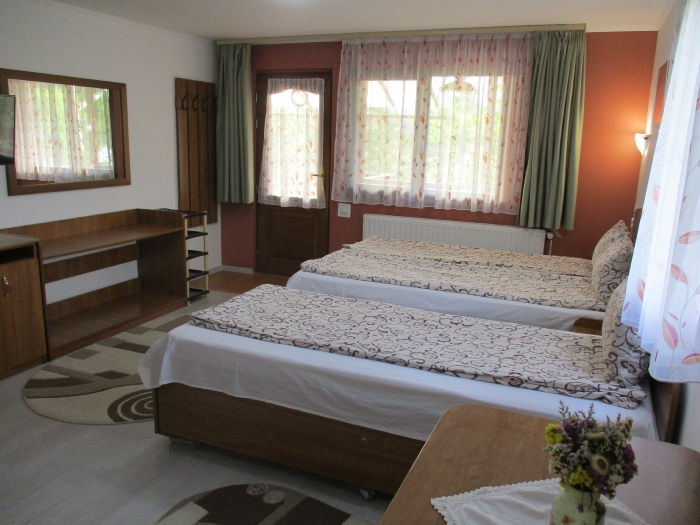 PENSIUNEA-NAPRAFORGO-PRAID-ROMANIA-AIR-TOUR-TRAVEL-4