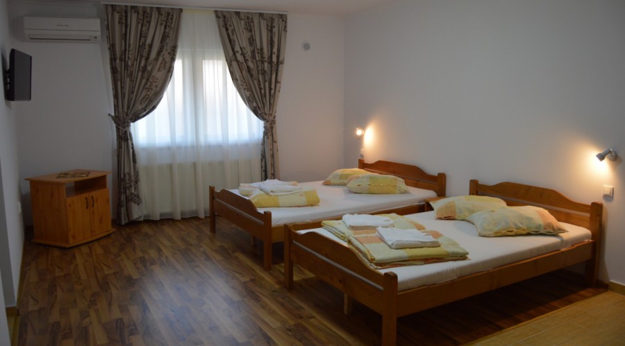 PENSIUNEA-SANDOR-PRAID-ROMANIA-AIR-TOUR-TRAVEL-2