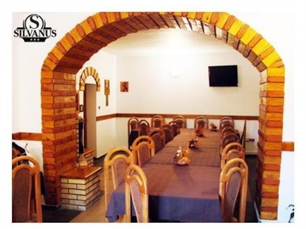 PENSIUNEA-SILVANUS-BORSEC-ROMANIA-AIR-TOUR-TRAVEL-3