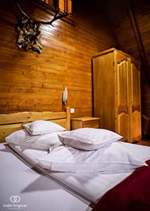 PENSIUNEA-VANATORUL-VATRA-DORNEI-ROMANIA-AIR-TOUR-TRAVEL-10