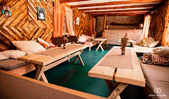 PENSIUNEA-VANATORUL-VATRA-DORNEI-ROMANIA-AIR-TOUR-TRAVEL-11