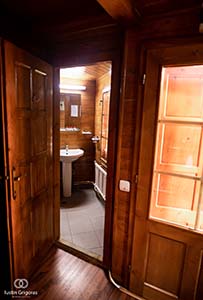 PENSIUNEA-VANATORUL-VATRA-DORNEI-ROMANIA-AIR-TOUR-TRAVEL-9
