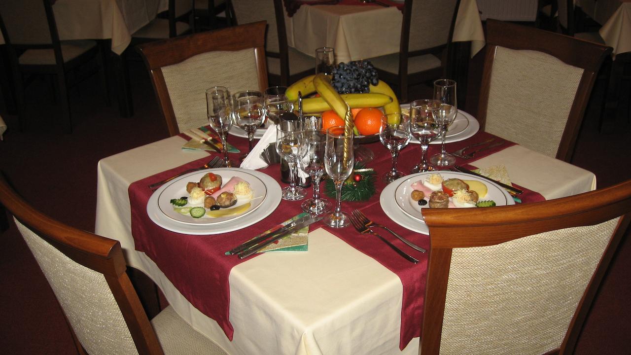 PENSIUNEA_IRIS_BAILE_TUSNAD_ROMANIA_BALNEO_4