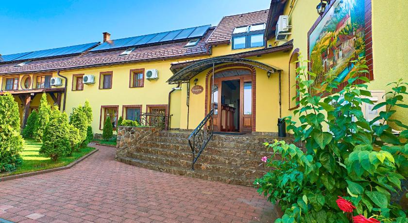 RESORT-AMBIENT-BRASOV-ROMANIA-AIR-TOUR-TRAVEL-2