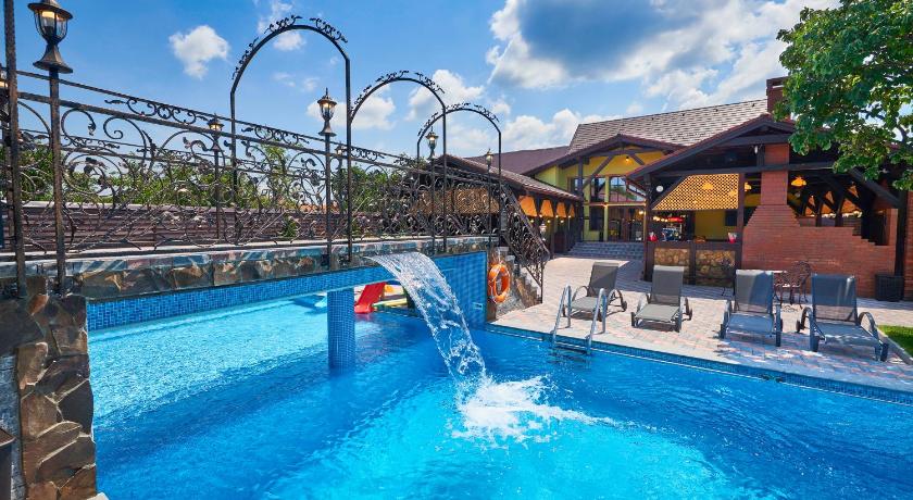 RESORT-AMBIENT-BRASOV-ROMANIA-AIR-TOUR-TRAVEL-5