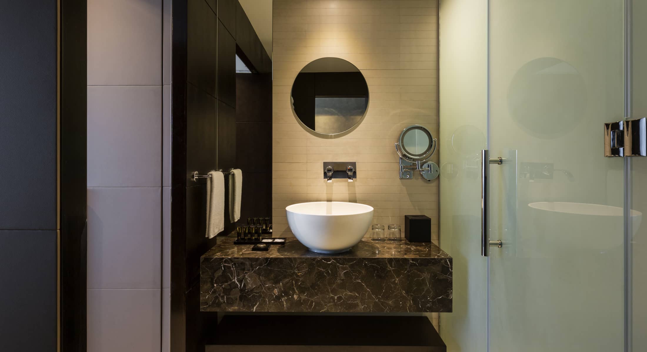 THE-CANVAS-DUBAI-MGALLERY-BY-SOFITEL-DUBAI-EMIRATELE-ARABE-UNITE-AIR-TOUR-TRAVEL-7