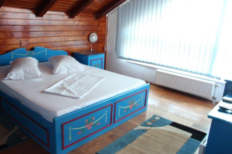 VILA-BENDIS-EFORIE-NORD-ROMANIA-AIR-TOUR-TRAVEL-2